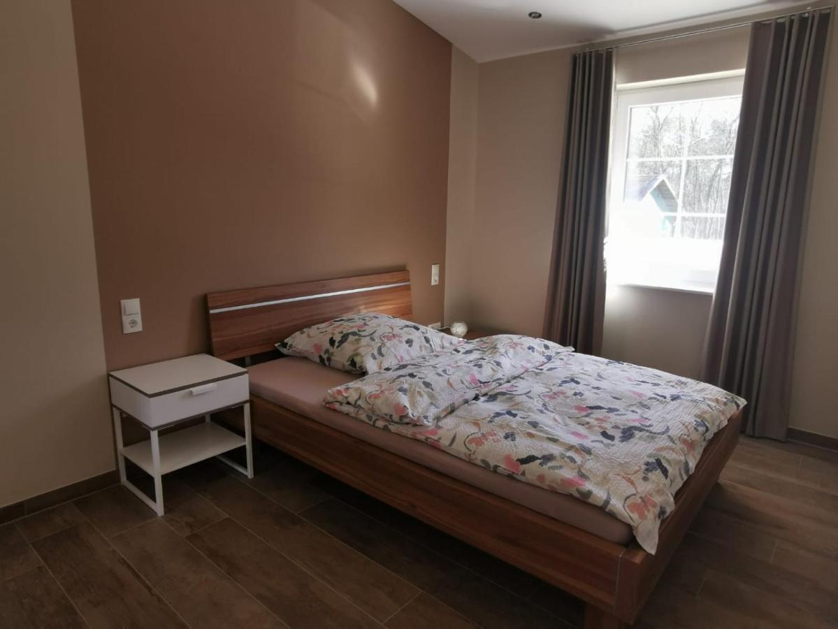 Ferienwohnung Gestuet Von Erden Hassloch  Exterior photo